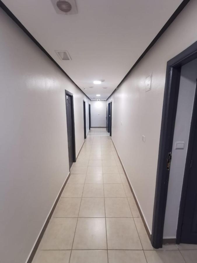 Dadar Ξενοδοχείο Λαράς Εξωτερικό φωτογραφία